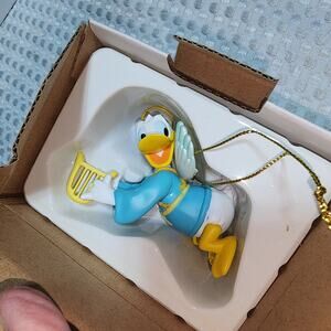 GROILER DISNEY CHRISTMAS MAGIC DONALD DUCK ORNAMENT